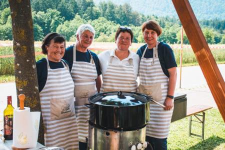 1 Zvezde med zvezdami 1